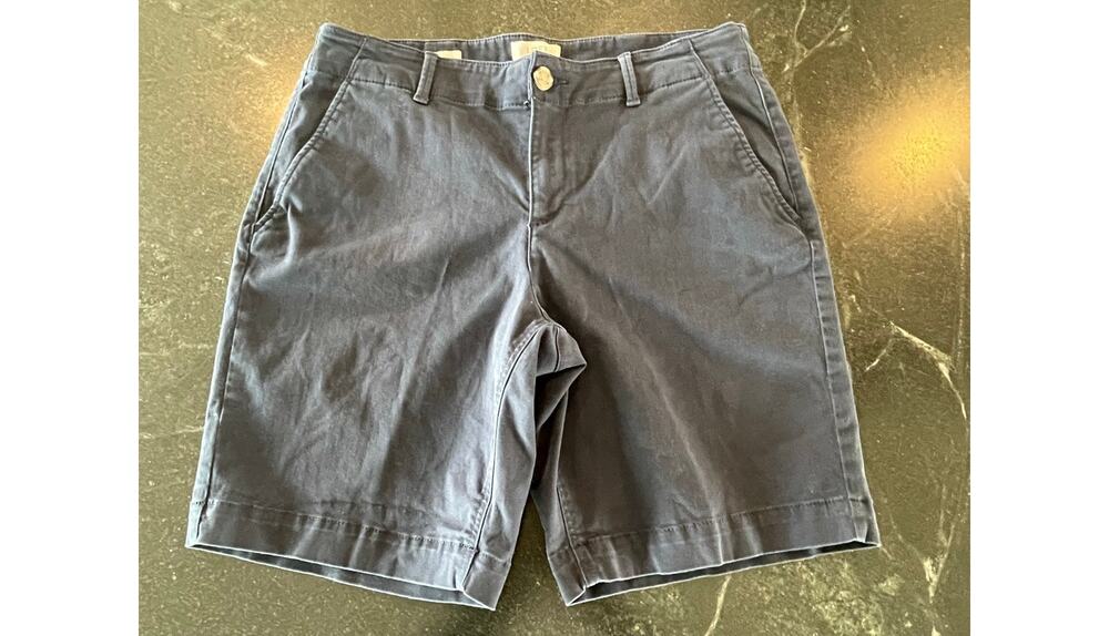 Loft Outlet Navy Monroe Bermuda shorts 8